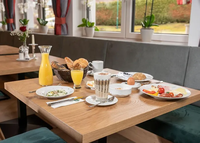 布伦纳酒店 - 雷特拉姆 酒店 斯拉德明