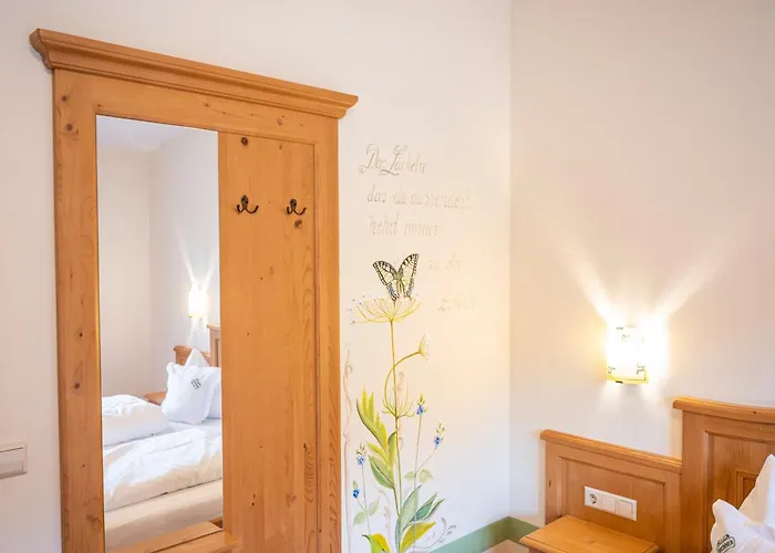 布伦纳酒店 - 雷特拉姆 酒店 斯拉德明