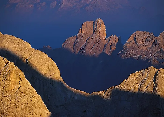 布伦纳酒店 - 雷特拉姆